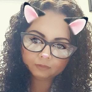 Meet your Posher, Marisol